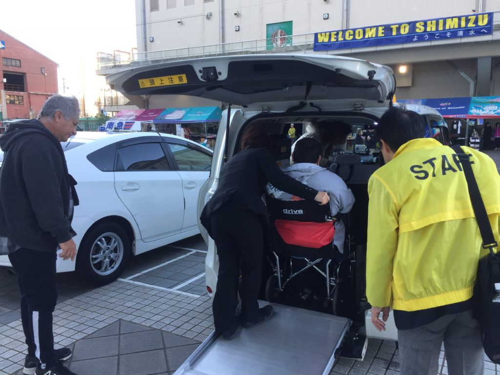 wheelchair equipped car